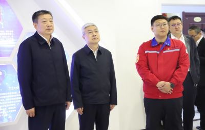 黑龙江省委副秘书长王辉莅临网信快3参观调研